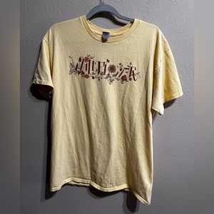 Wallflower tee